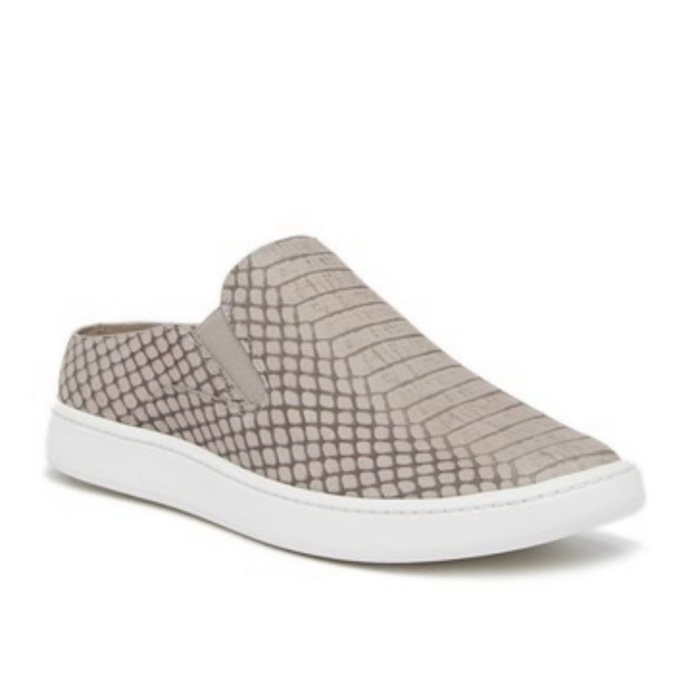 Vince Verrell croc embossed slip on mule sneakers taupe size 7.5